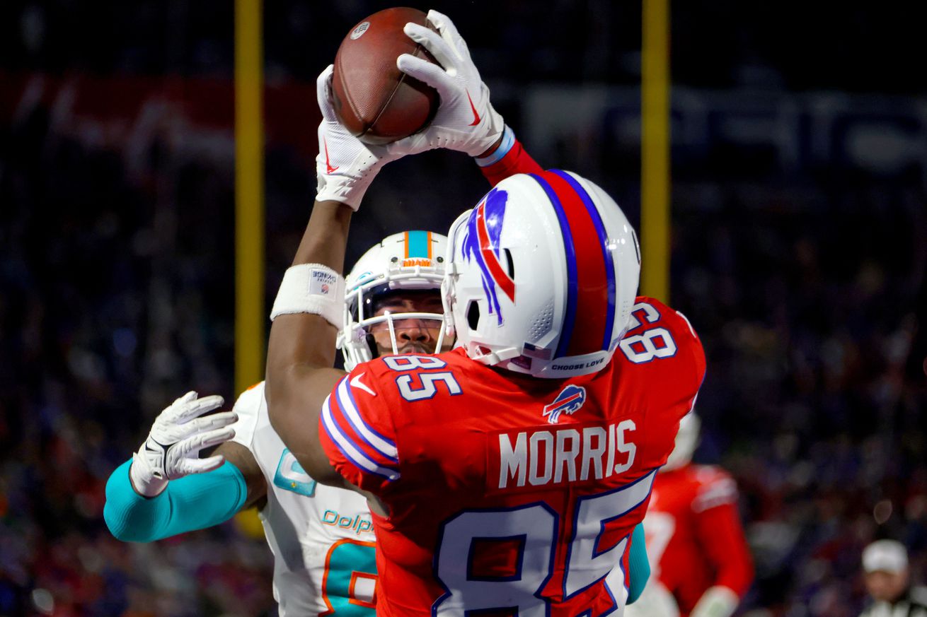 Miami Dolphins v Buffalo Bills