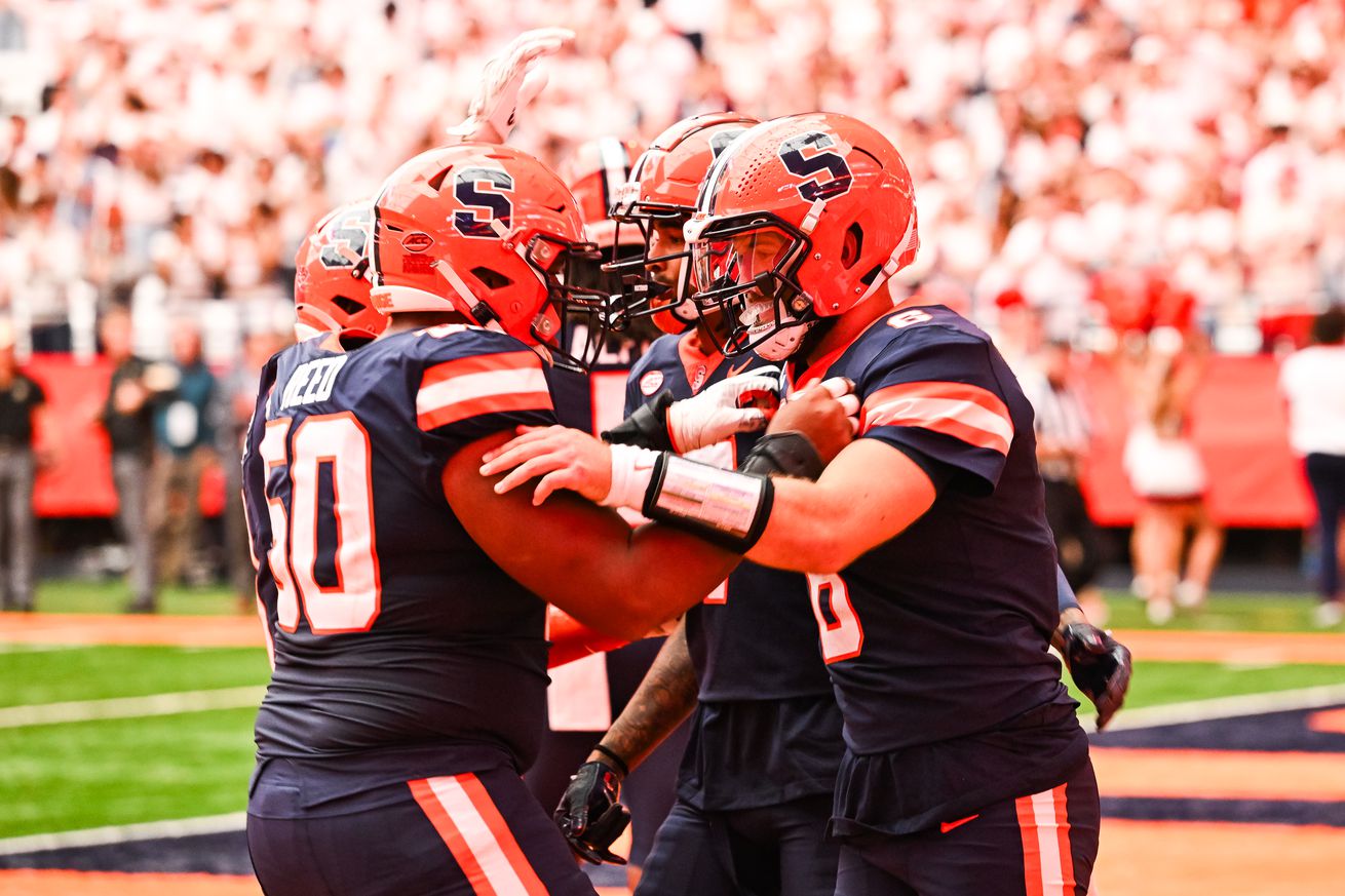 COLLEGE FOOTBALL: SEP 23 Army at Syracuse
