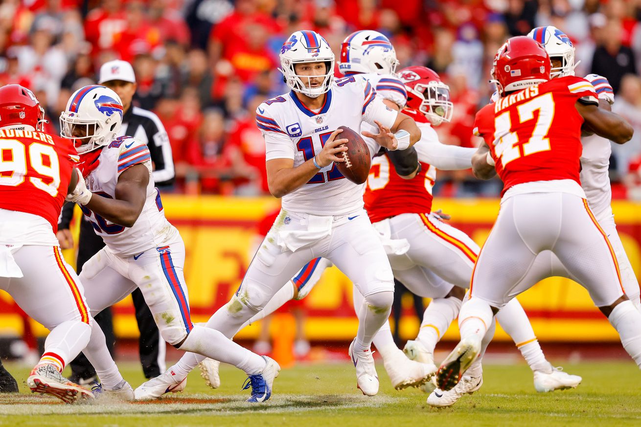 Buffalo Bills v Kansas City Chiefs