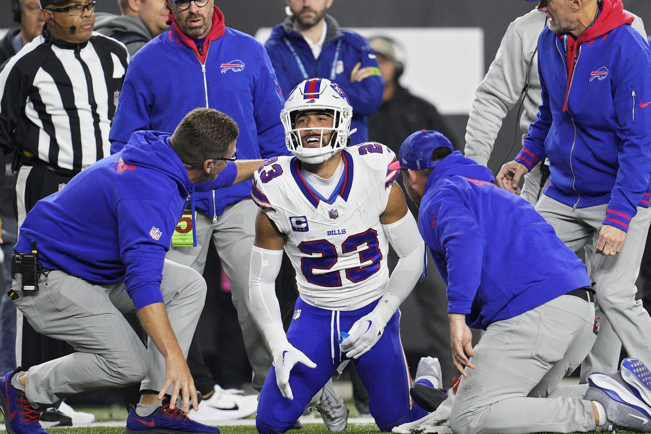 Buffalo Bills v Cincinnati Bengals