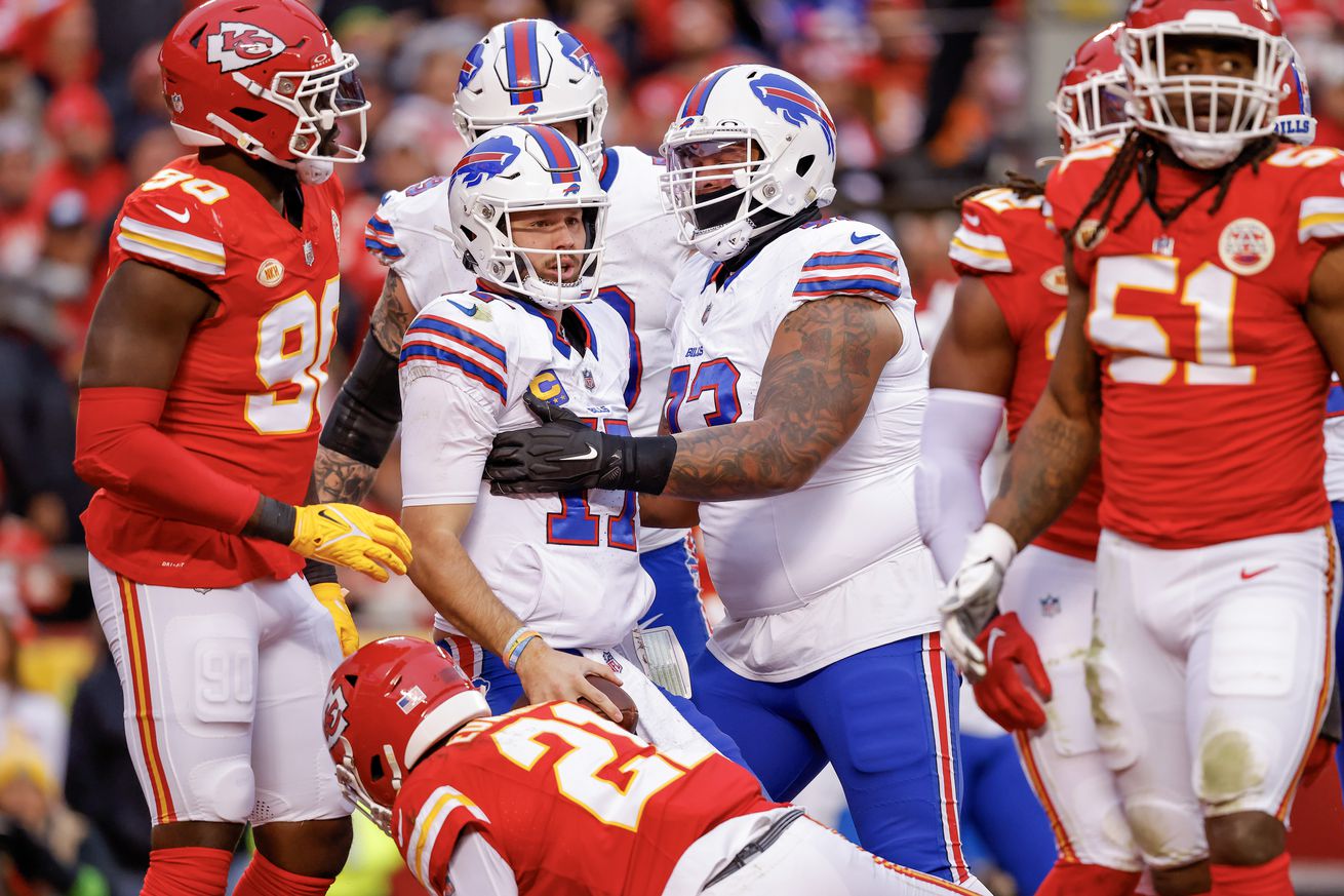 Buffalo Bills v Kansas City Chiefs