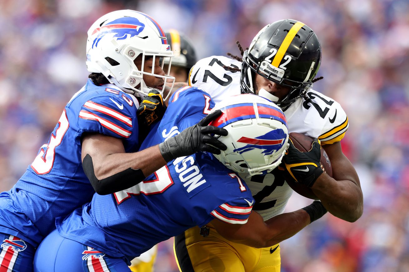 Pittsburgh Steelers v Buffalo Bills