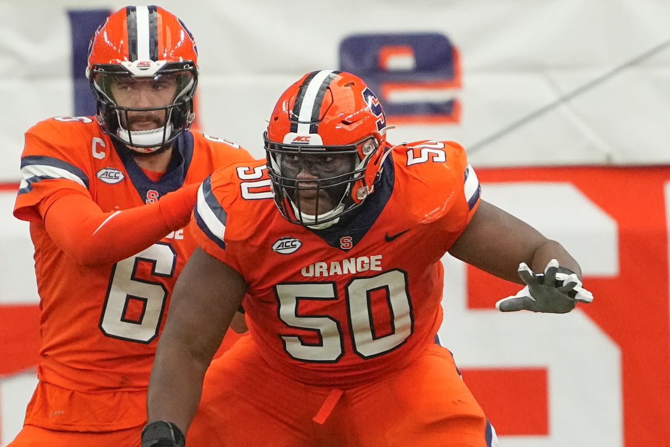 COLLEGE FOOTBALL: SEP 30 Clemson at Syracuse
