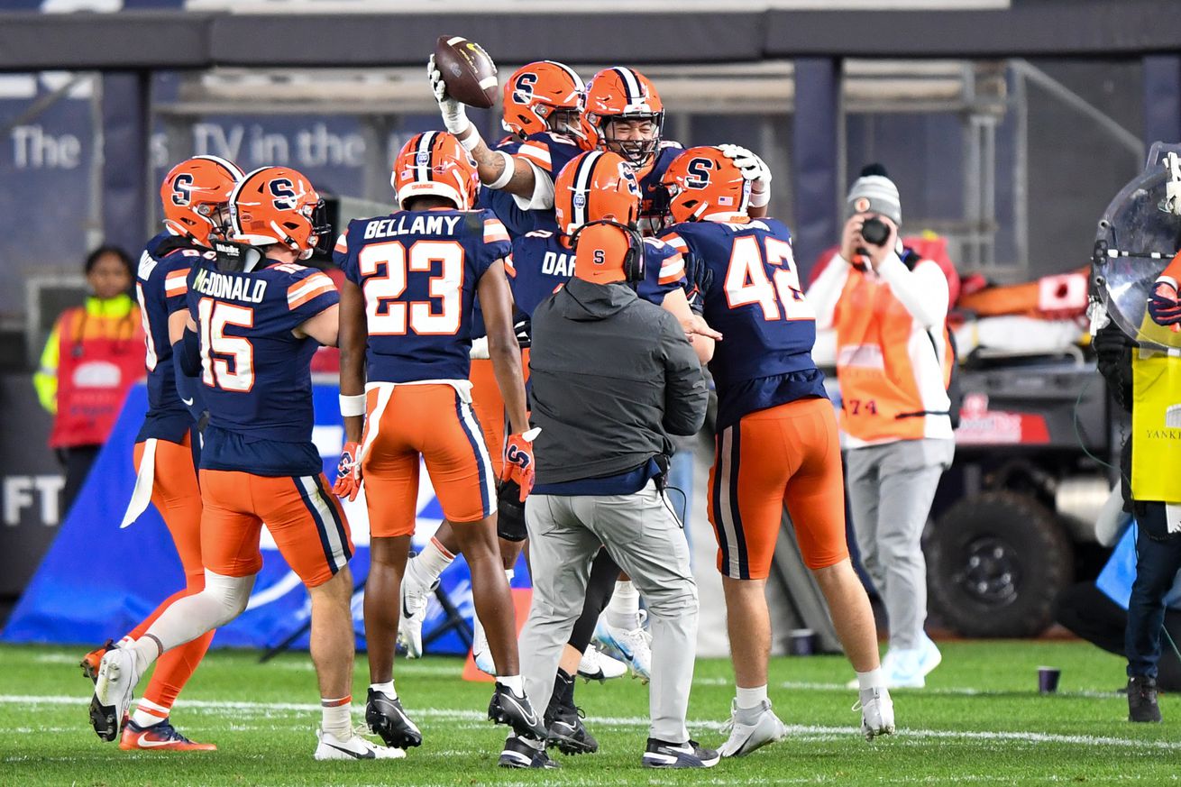 NCAA Football: Pittsburgh at Syracuse