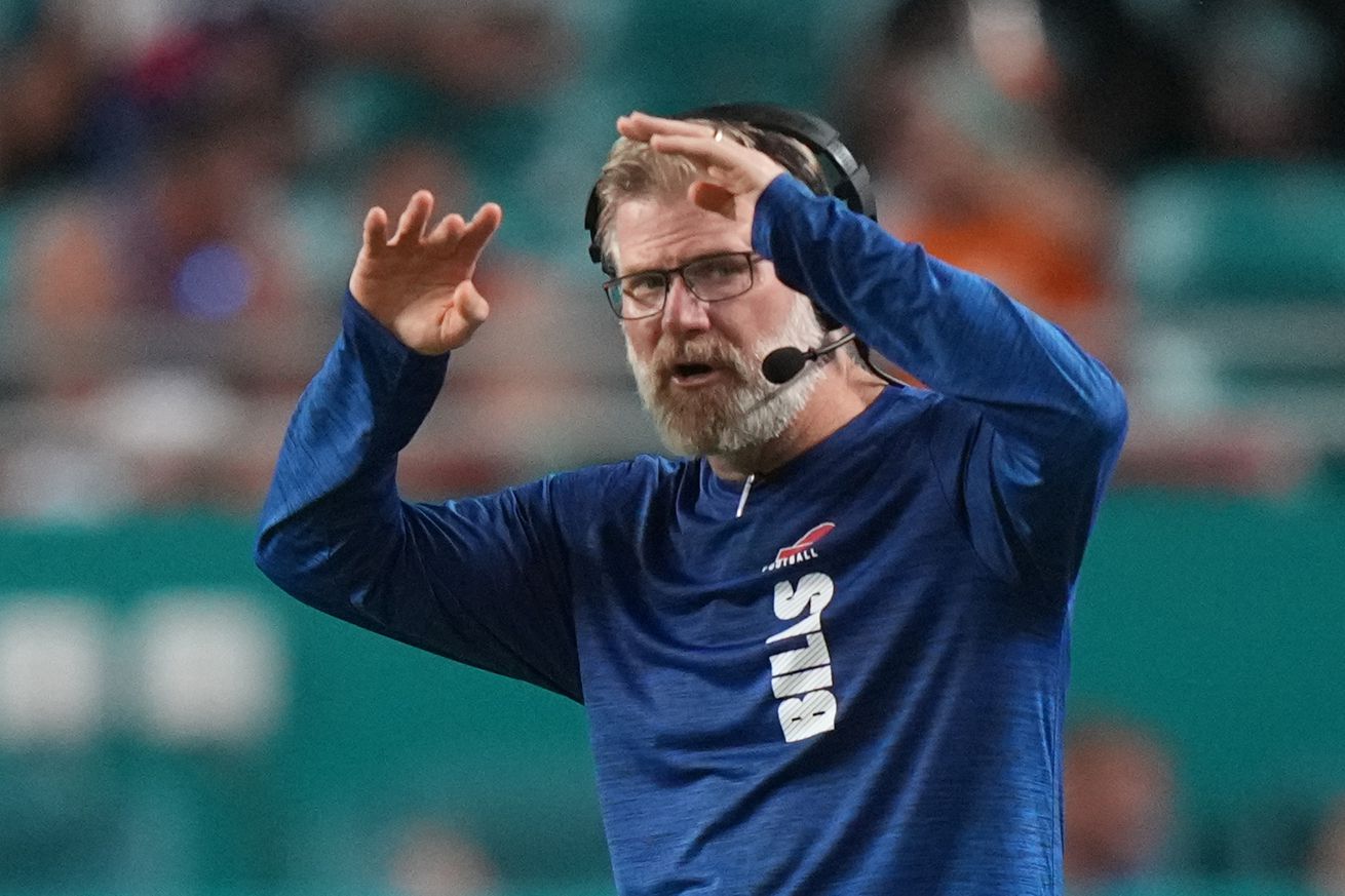 NFL: SEP 12 Bills at Dolphins