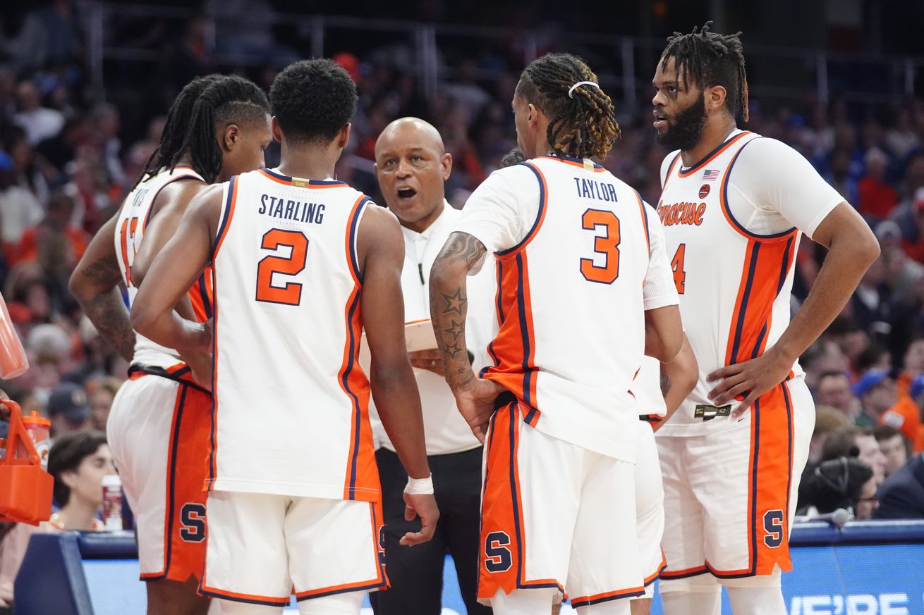 COLLEGE BASKETBALL: FEB 05 Duke at Syracuse