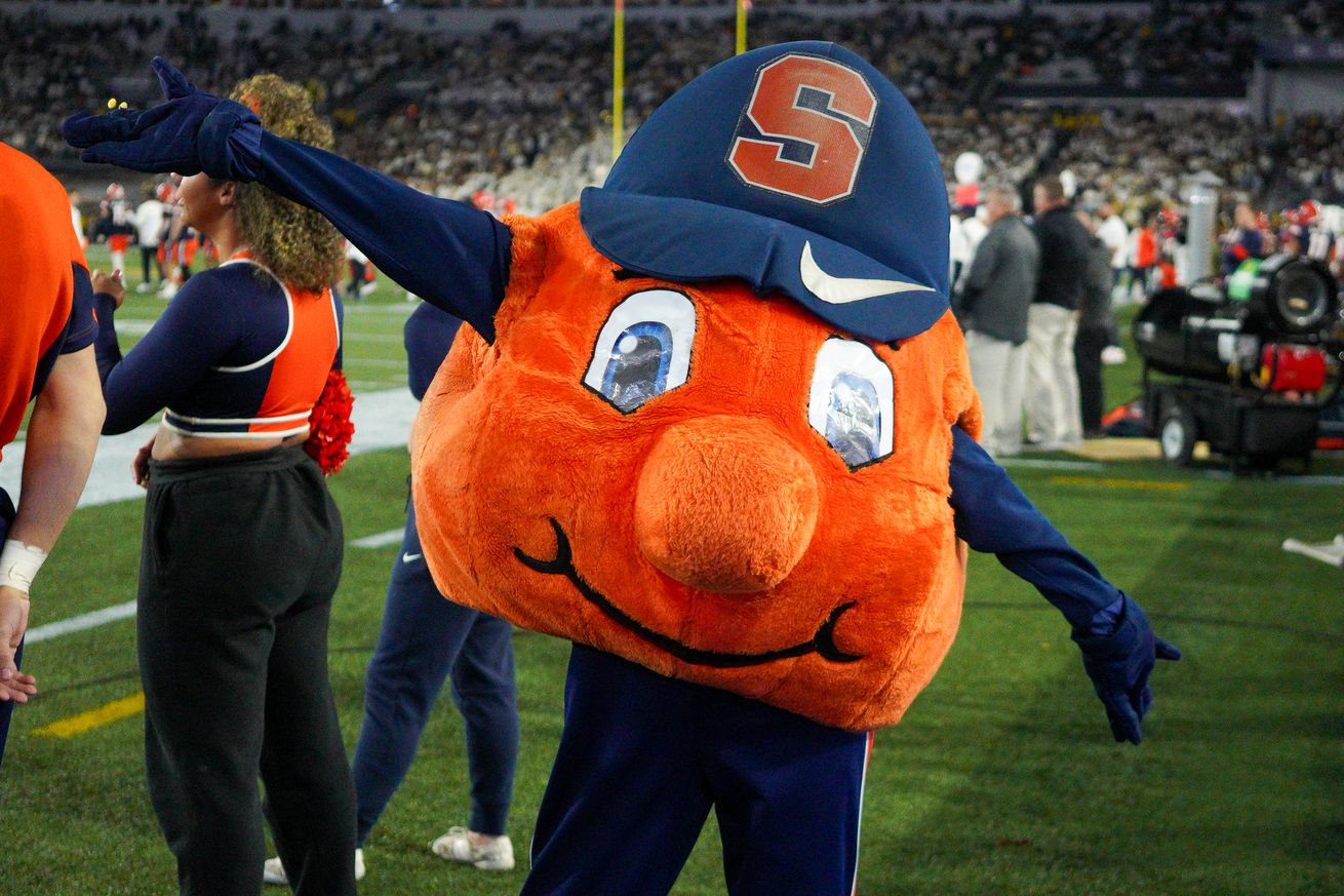 NCAA Football: Syracuse at Georgia Tech
