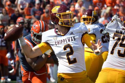 NCAA Football: Central Michigan at Illinois