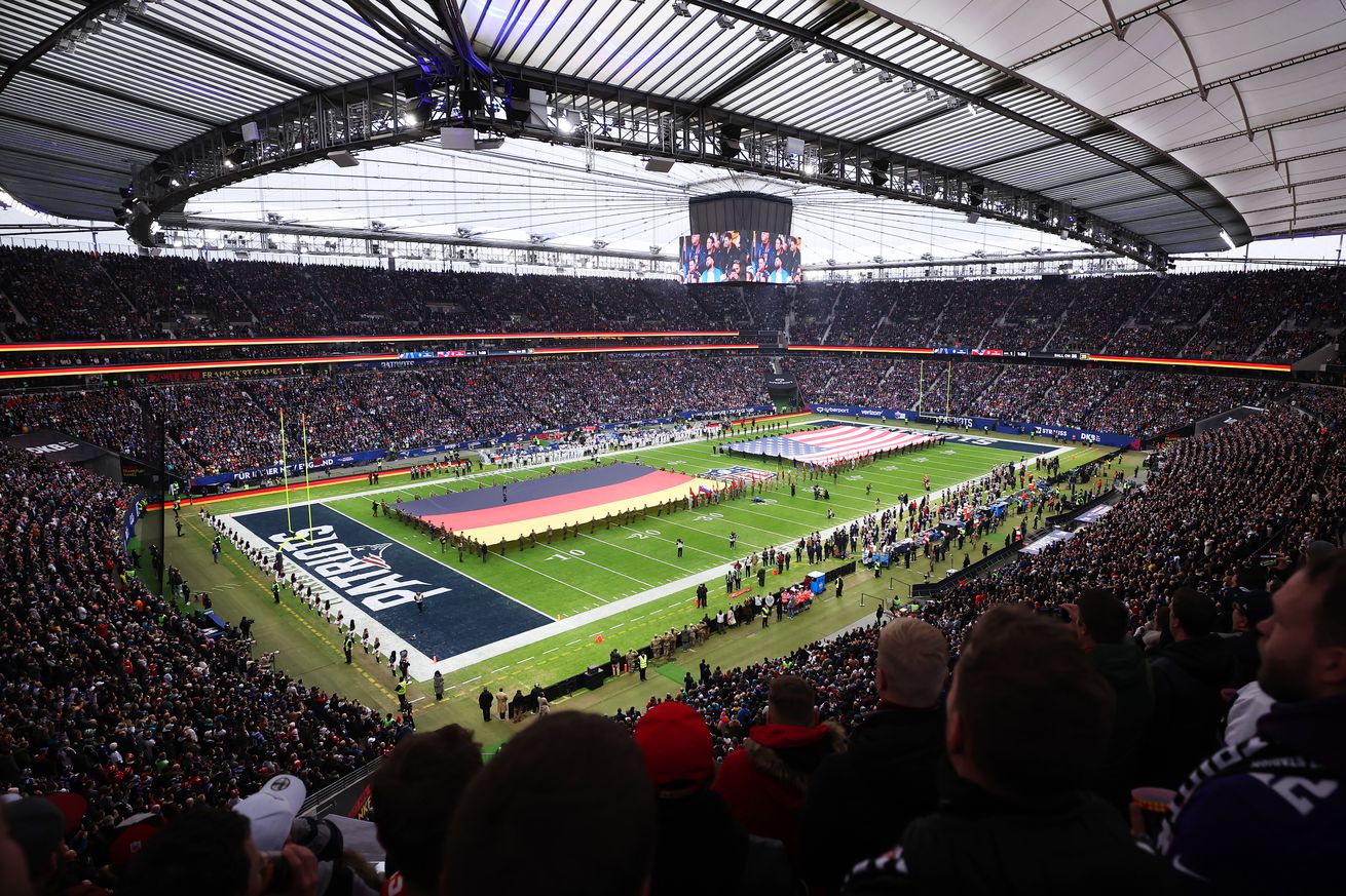 Indianapolis Colts v New England Patriots