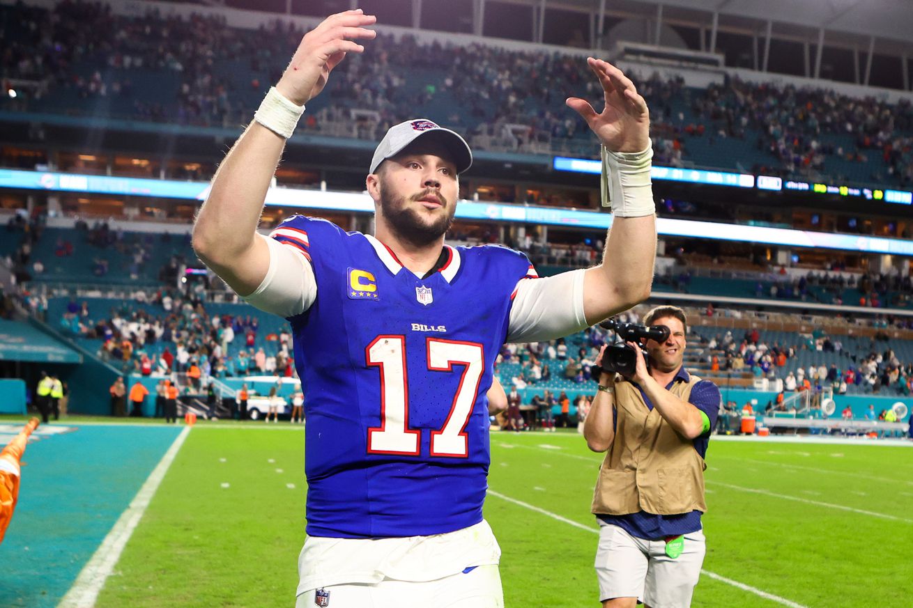 Buffalo Bills v Miami Dolphins