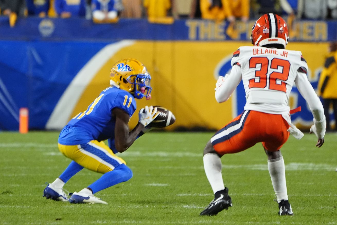 COLLEGE FOOTBALL: OCT 24 Syracuse at Pitt