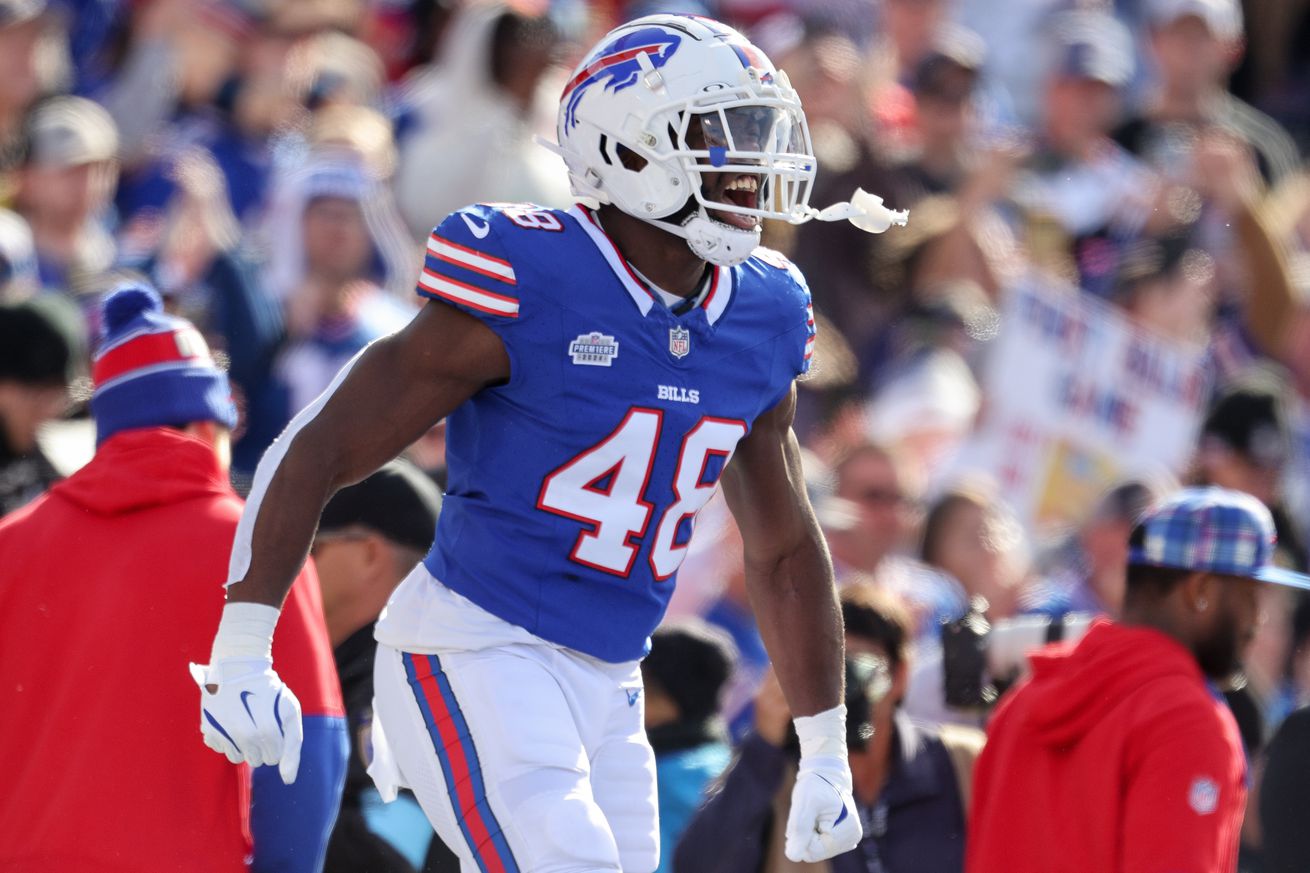 Miami Dolphins v Buffalo Bills