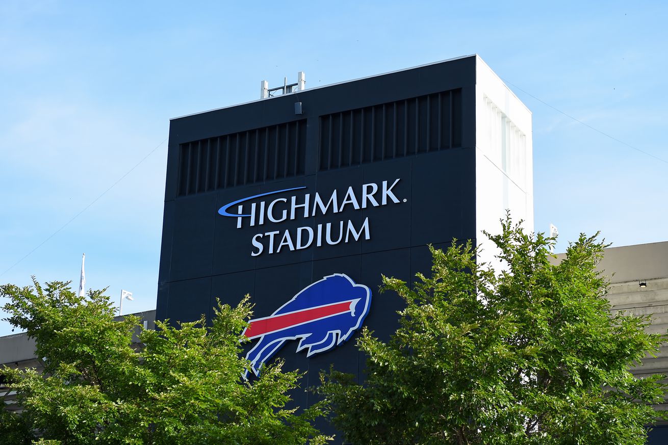 NFL: Green Bay Packers at Buffalo Bills